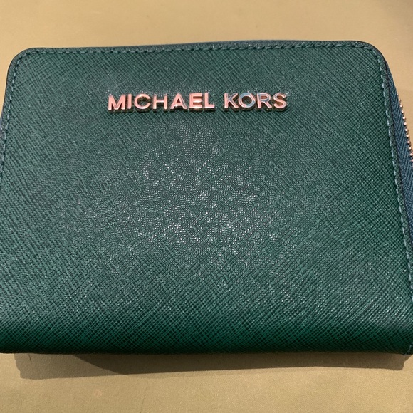 Michael Kors Handbags - Michael Kors wallet